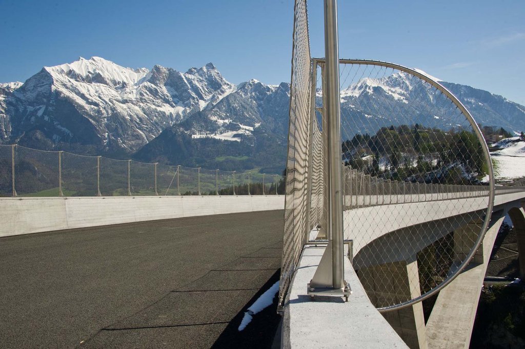 不銹鋼繩網橋梁安全防墜網